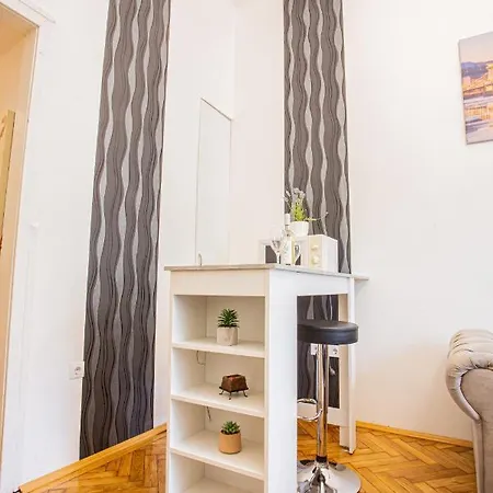 Vaci Street Budapeşte
