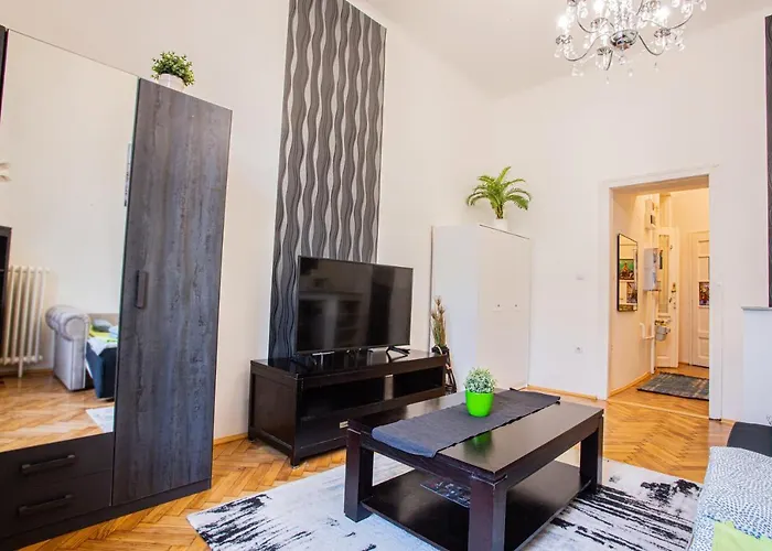 Apartment Vaci Street *