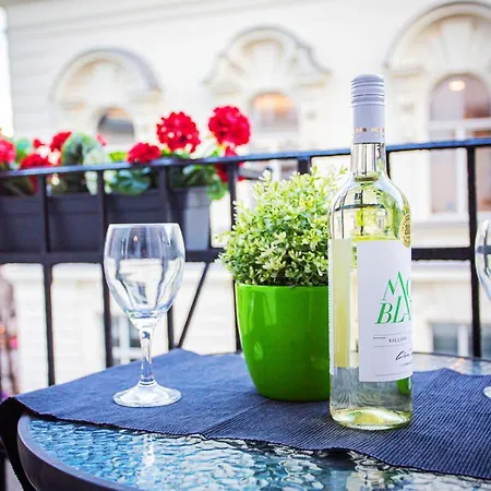 Váci Street Boedapest