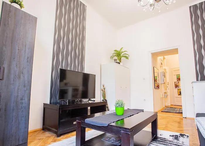 Vaci Street * 布达佩斯