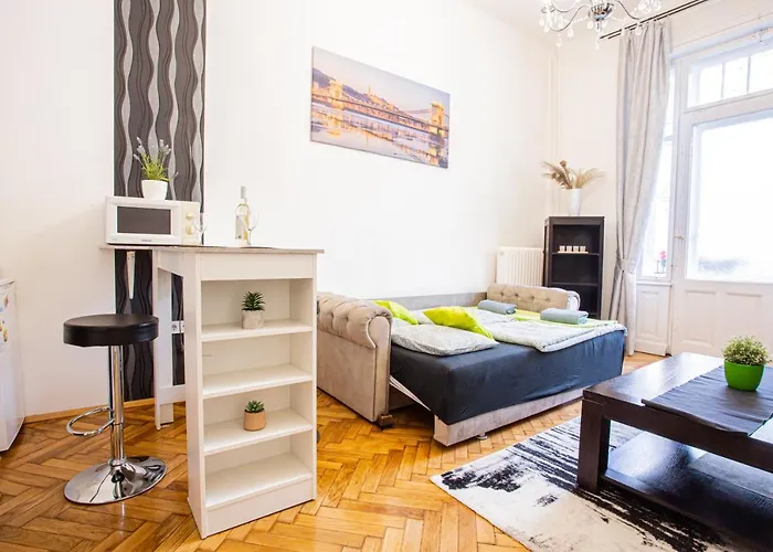 Vaci Street * 布达佩斯